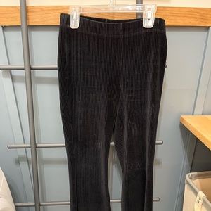 AE Black ribbed velvet boot cut pull on